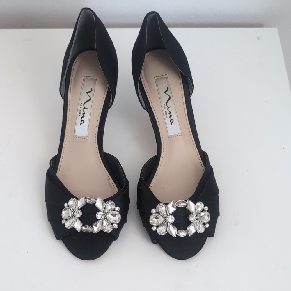 NINA Black Women's Shoes with Embellished Detail